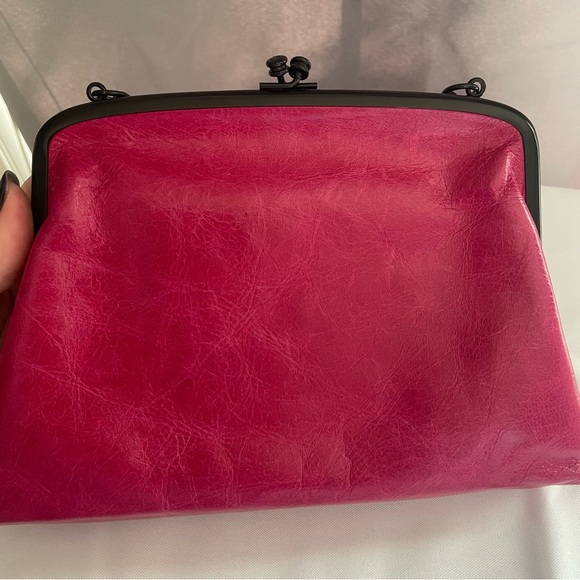 HOBO Dixie Fuchsia Pink Rose Kisslock Leather Crossbody Bag Clutch Purse - Picture 2 of 12